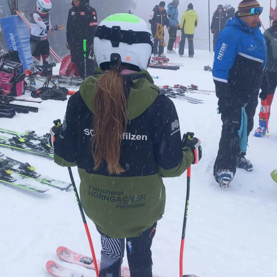 Raiffeisen BC RTL und Technik Schüler